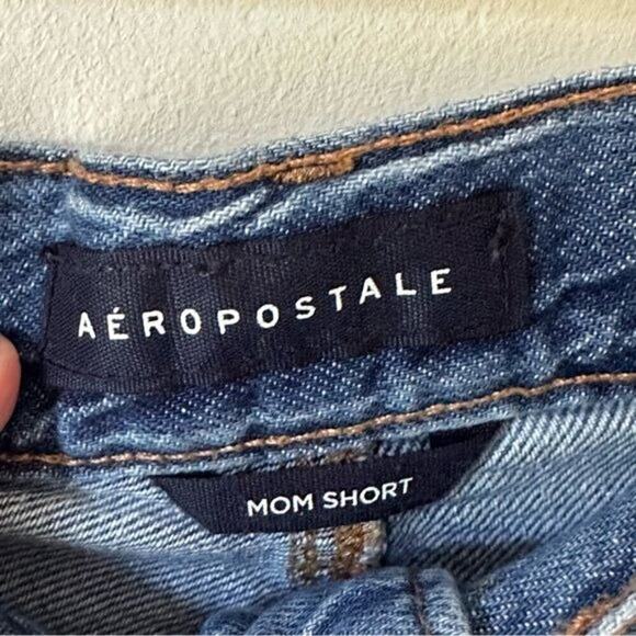 Aeropostale Mom Shorts Blue Raw Hem Size 2 - Picture 2 of 6